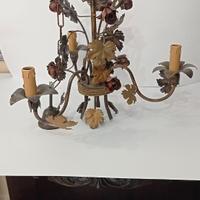 Lampadario in ferro battuto