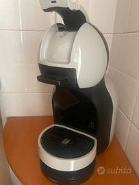 Macchina da caffe dolcegusto