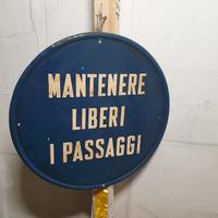 cartelli vintage  industriali 