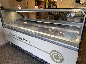 Vetrina gelati 24 gusti