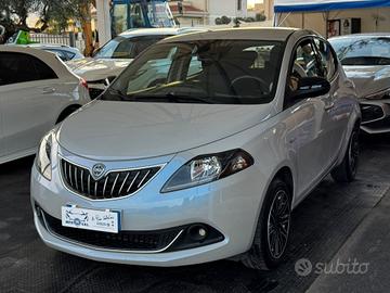 Lancia Ypsilon 1.0 FireFly 5 porte S&S Hybrid Ecoc