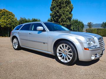 Chrysler 300c SRT Design 