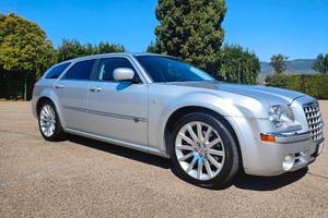 Chrysler 300c SRT Design 