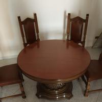 Tavolo da pranzo con 5 sedie