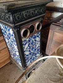 Stufa d'epoca Castelmonte