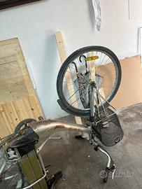 Gomma davanti bici elettrica