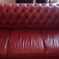 Divano in pelle stile Chesterfield 3 posti