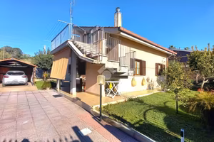 VILLA SINGOLA A ARDEA