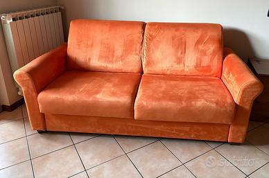 Divano letto matrimoniale