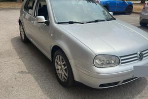 Volkswagen Golf IV 1.6 Benzina (2001)