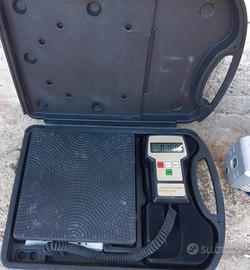 Bilancia  digitale per frigorista 100 kg ris. 5 gr