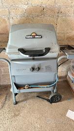 BBQ con pietra lavica