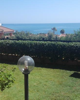 Porto Corallo -vista a mare-