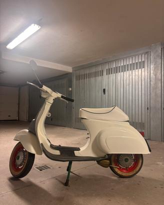 Vespa 50 special