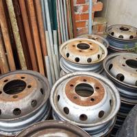 Cerchi in ferro Nissan Cabstar