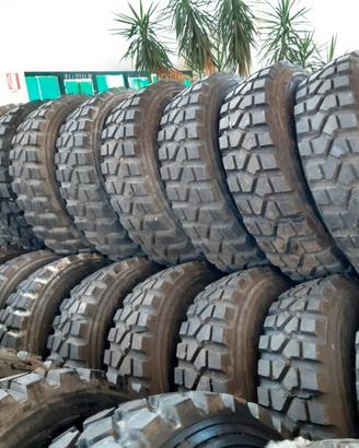 Gomme 335 / 80 R 20 PIRELLI PS22 TT ( 12.5 R 20 ) 