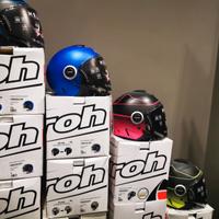 Casco Airoh HELIOS jet vasta gamma