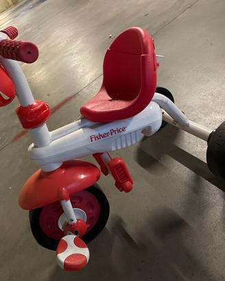 Triciclo Fisher Price  con accessori // completo