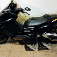 T-MAX YAMAHA 04/2006