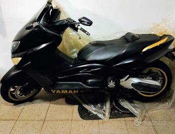 T-MAX YAMAHA 04/2006