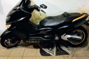 T-MAX YAMAHA 04/2006