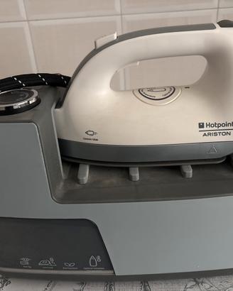 Ferro da stiro con Caldaia Hotpoint Ariston