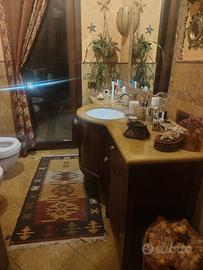 Mobile bagno legno e marmo