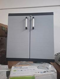 mobiletto in plastica per esterni