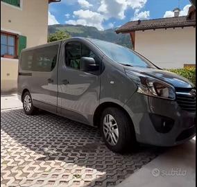 Opel Vivaro 8 posti allestito campeggio