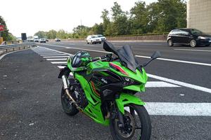 Kawasaki ninja 500 SE