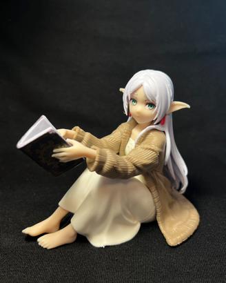 Frieren with book action figure