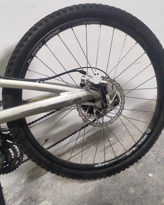 bicicletta mtb rockryder 6.3 freni idraulici 