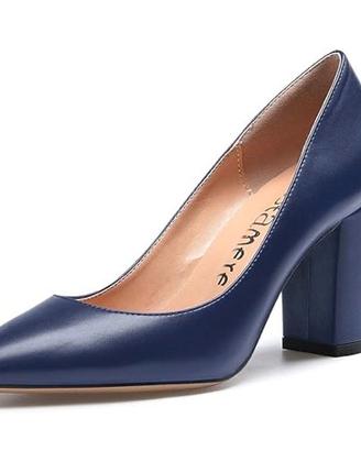 Decollete’ blu pelle