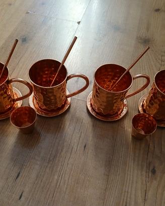 set di tazze in rame
