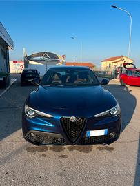 Alfa Romeo Stelvio Q4 Veloce