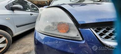 FORD FIESTA 2007 - FARO ANTERIORE DESTRO