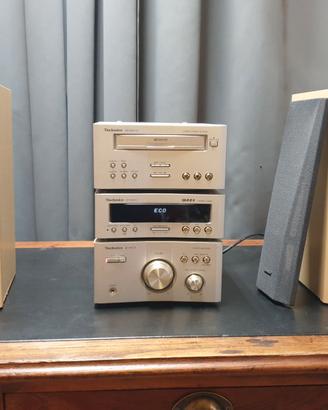 Impianto stereo technics