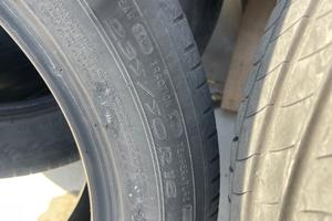 Gomme , pneumatici 235/50/18