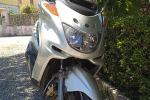 Yamaha majesty 250