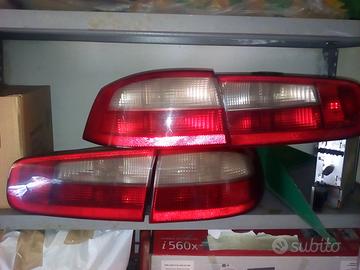 Proiettori posteriori Renault Laguna II serie