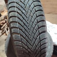 Pneumatici 185/65/r15