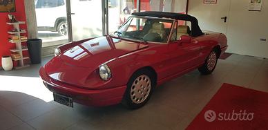 Alfa Romeo Spider 2.0i