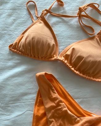 Bikini arancione