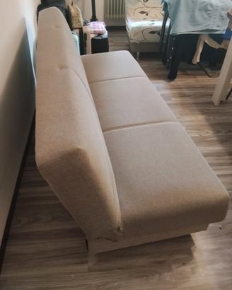 Divani letto 2 perfetti con cassetti all'interno 