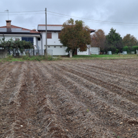 Terreno agricolo piu edificabile
