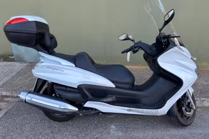 YAMAHA MAJESTY 400