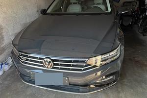 Volkswagen Passat R-Line