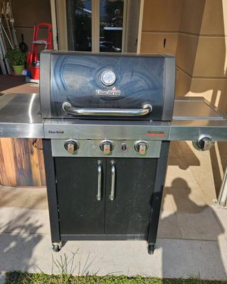 Barbecue a gas Char-Broil Professional 3400B