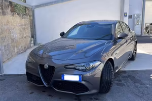 Alfa Romeo Giulia 2.2 190cv AT8 B-Tech