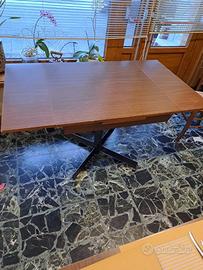 14 tavoli 90x90 apribili a 119 e 148 cm